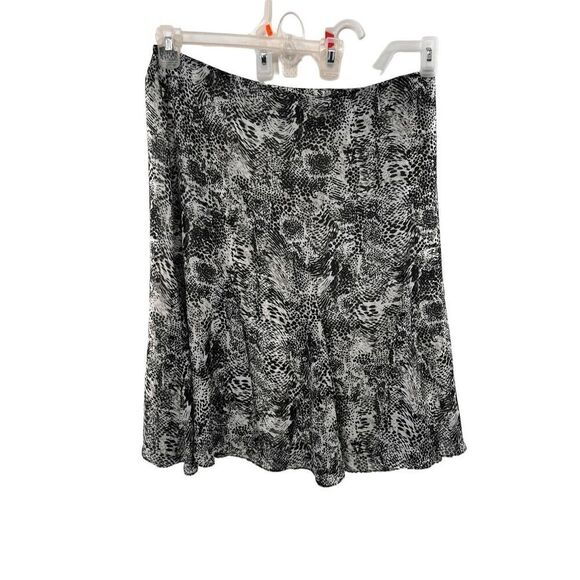 Chico’s size 3 (vanity size ) - Picture 4 of 16